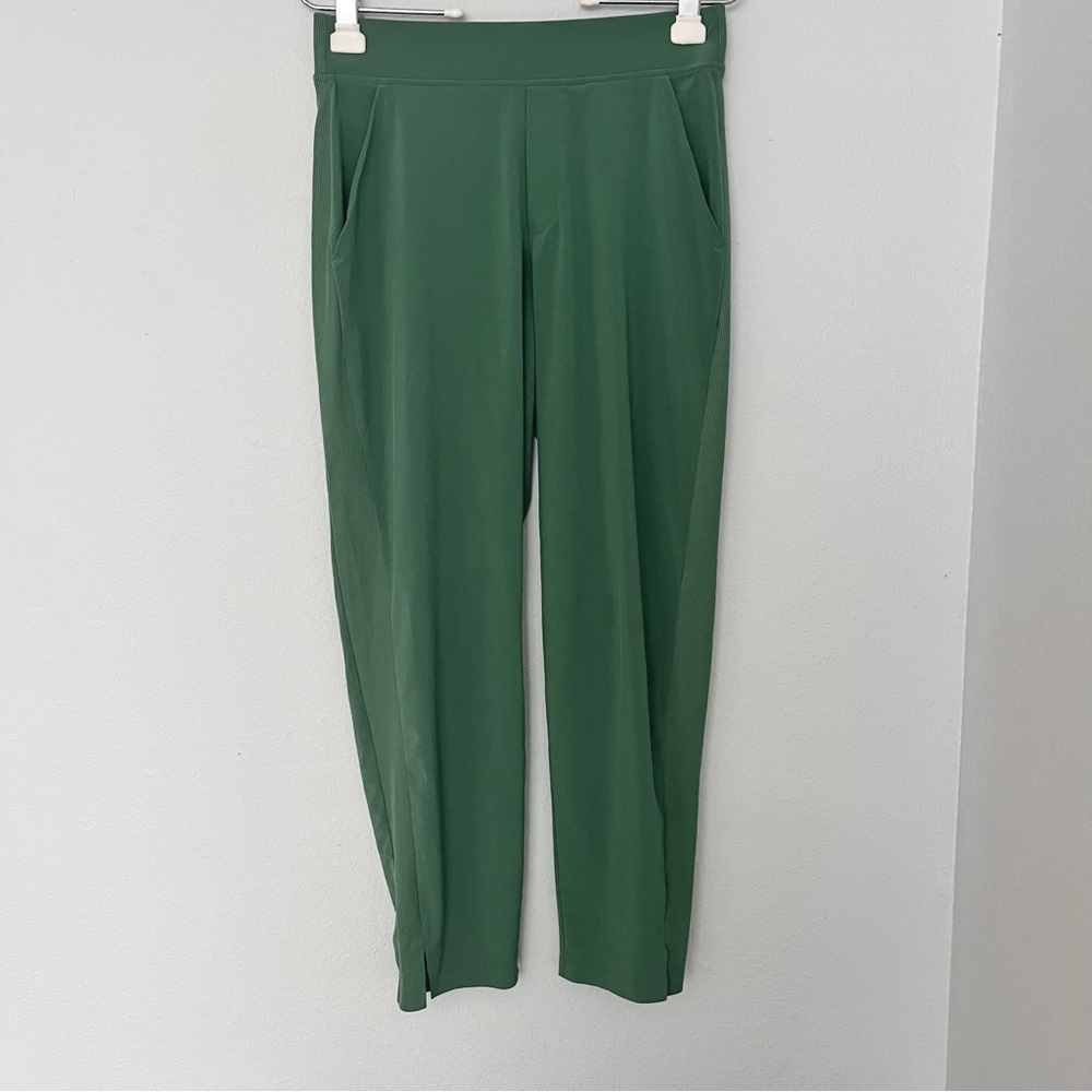 Athleta Brooklyn Ankle Pant in Vineyard Green - Picture 3 of 8